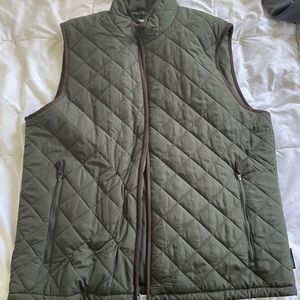 Field and Stream men’s vest. XL. Green